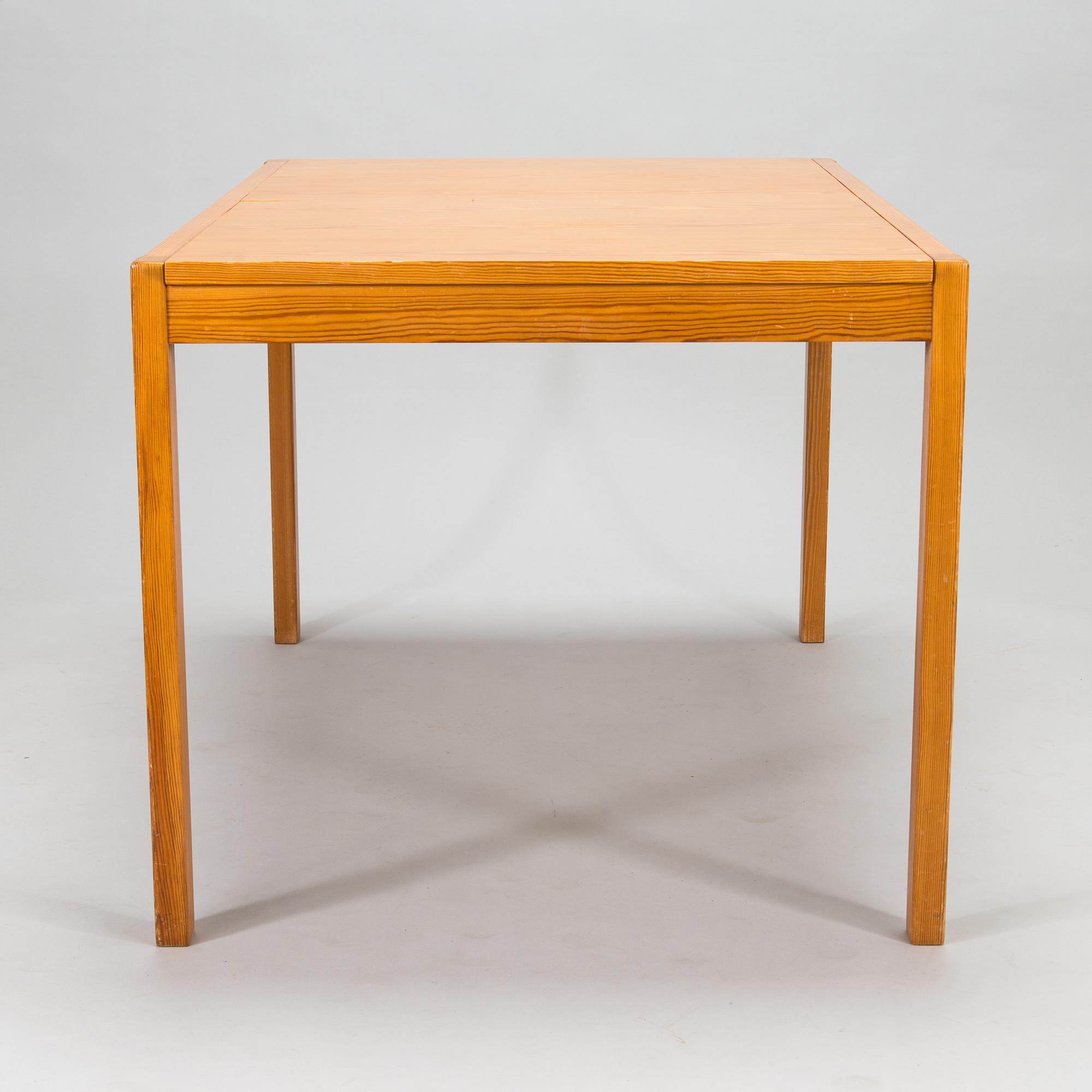 Eero Aarnio, ruokapöytä ja tuoleja, 6 kpl, "Pine", Asko 1960-luku.