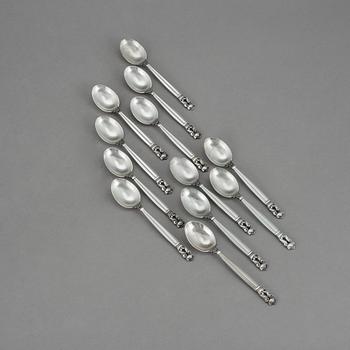 MOCKASKEDAR, 12 st, silver, "Konge/Acorn", Johan Rohde, Georg Jensen, efter 1945. Vikt 138 g.