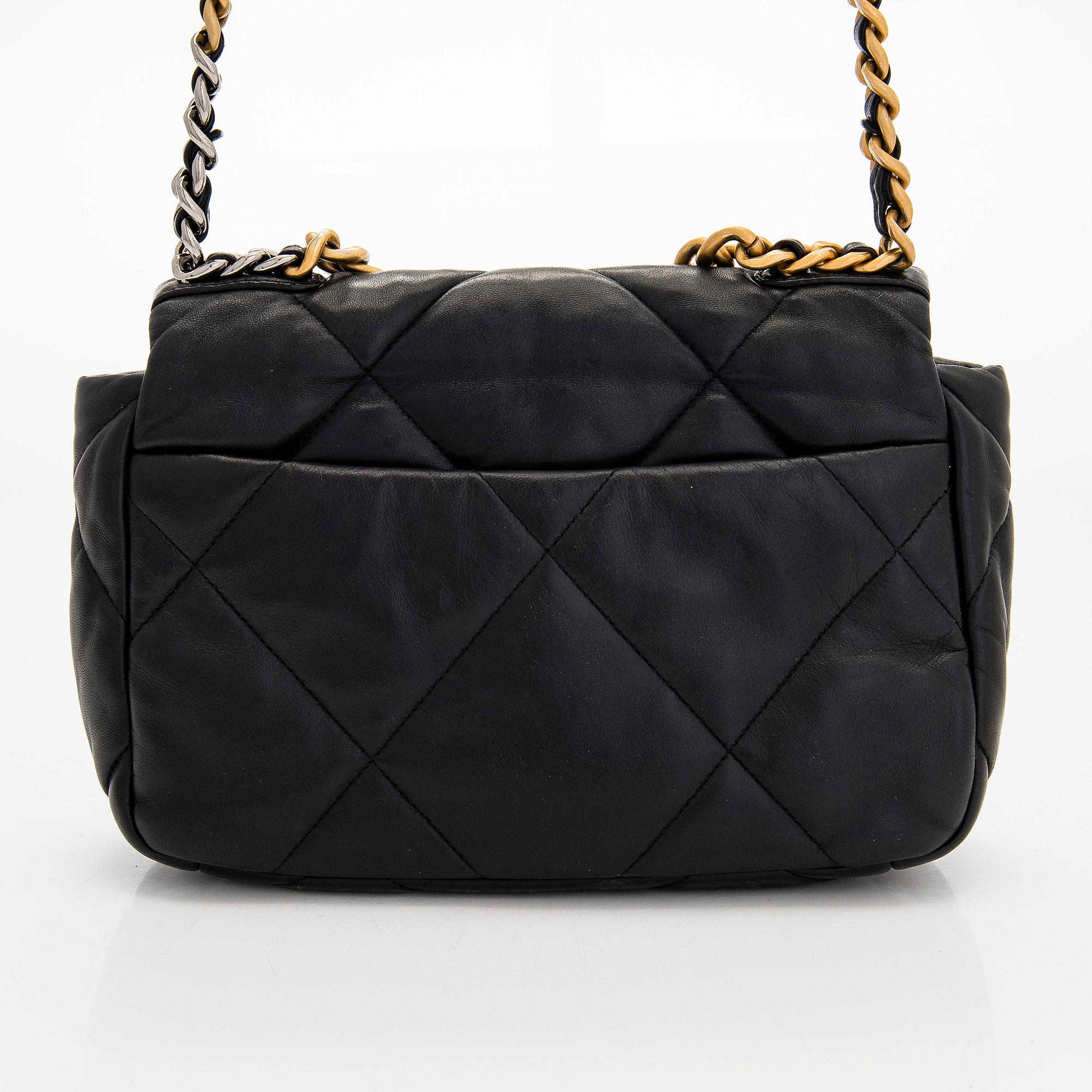 Chanel, laukku, "19 Small Flap Bag", 2021.