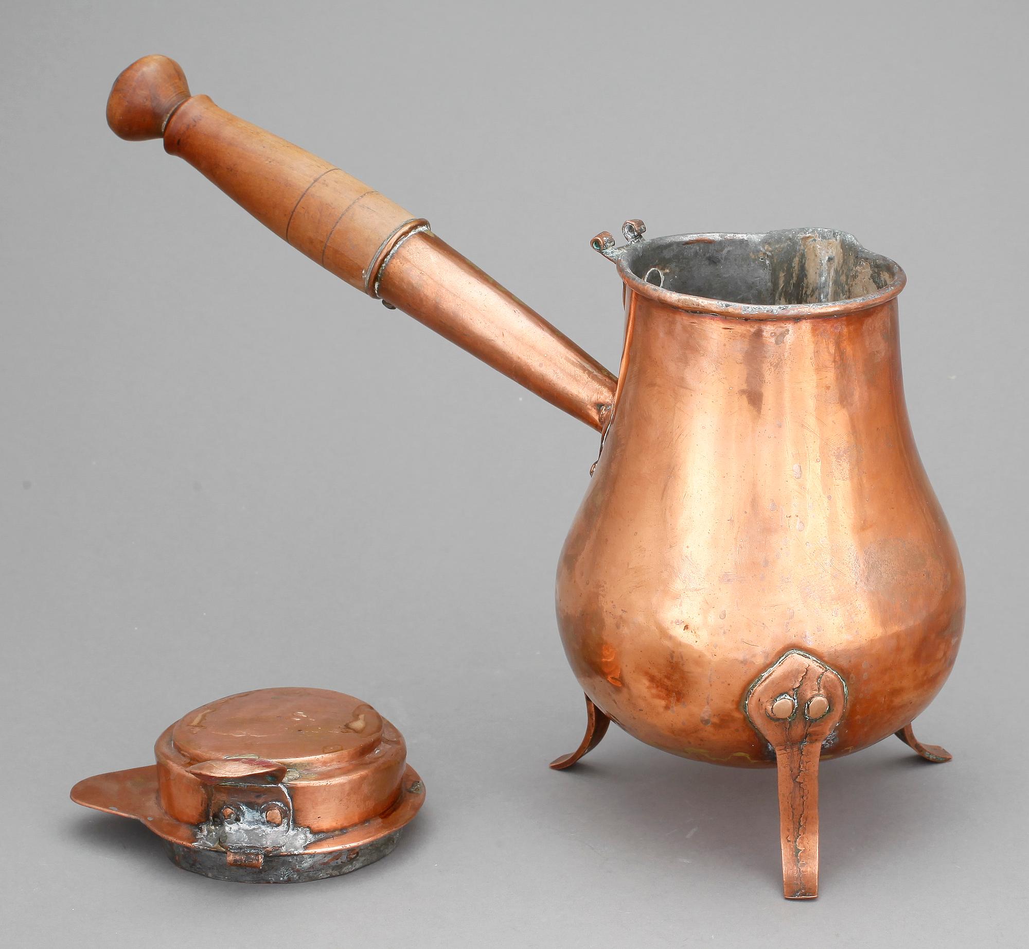 CHOKLADKANNA, 1700-talets slut.
