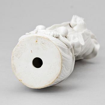 FIGURIN, blanc de chine, 1900-talets första hälft.