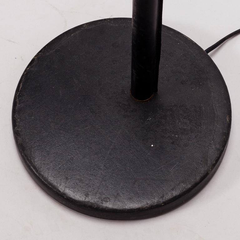ALVAR AALTO, a 'A808' floor lamp for Valaistustyö.