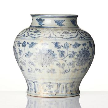 A large blue and white 'lotus' jar, Guan, Ming dynasty, Jiajing, 16th century.
