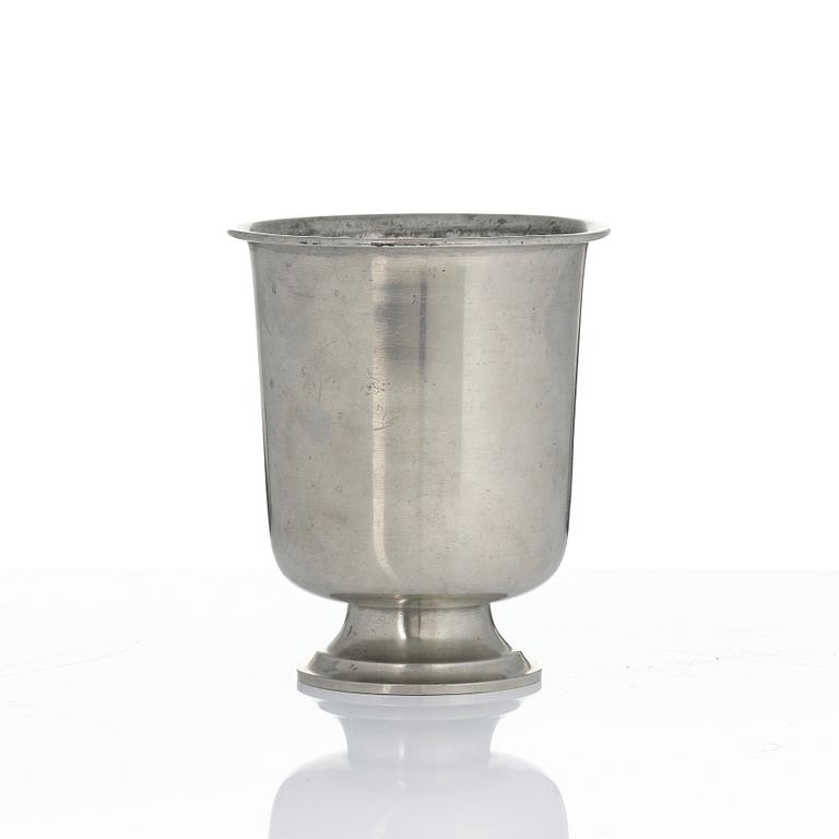 Nils Fougstedt, a set of two vases, Firma Svenskt Tenn, Stockholm, 1927-28.
