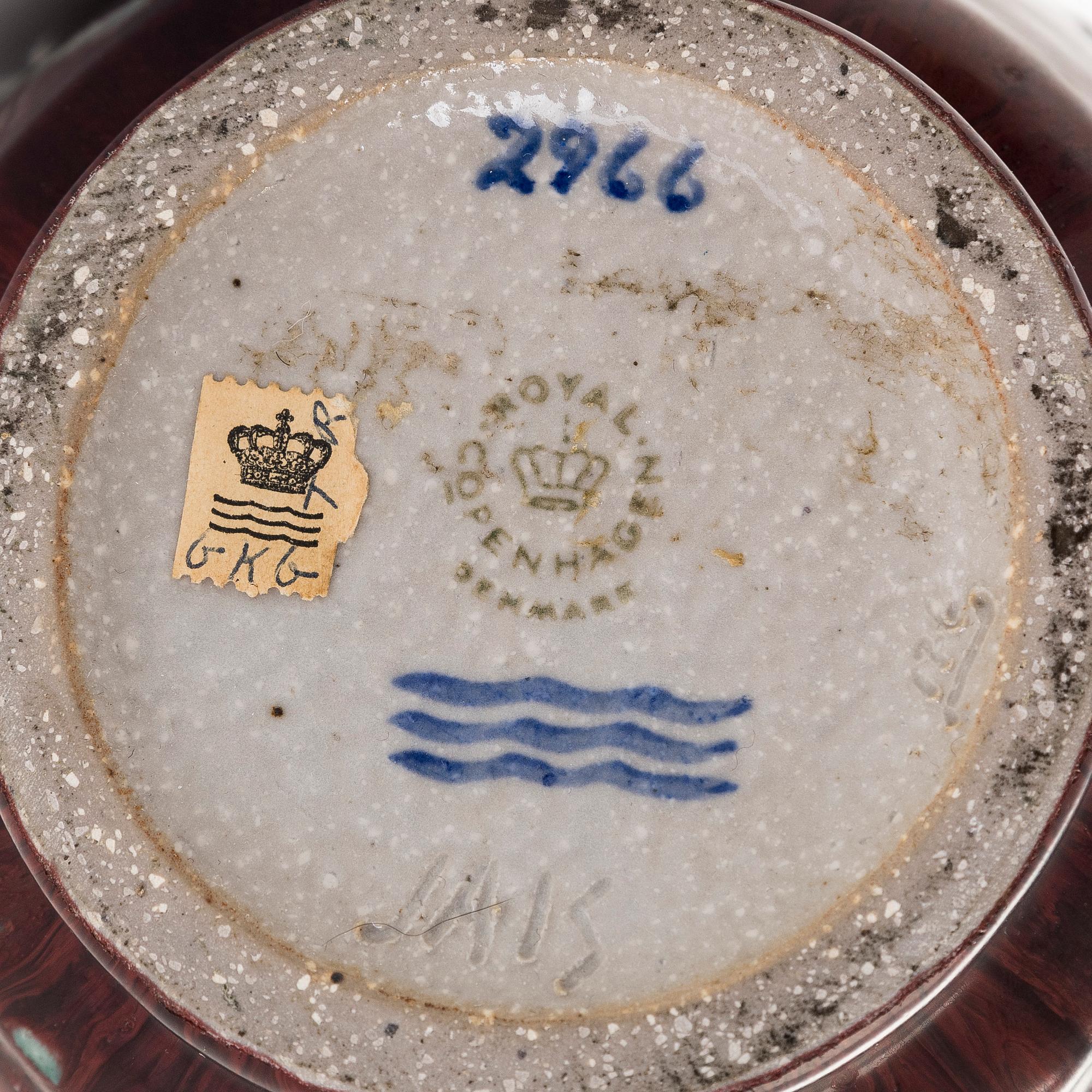 Jais Nielsen, urna, stengods, Royal Copenhagen 1963.