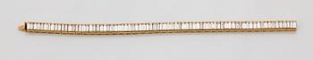 A Van Cleef et Arpels bracelet "Bracelet Baguette".
