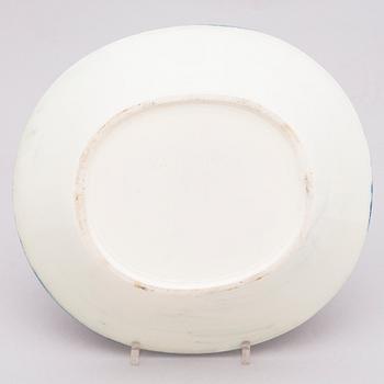 BIRGER KAIPIAINEN, a decorative plate signed Kaipiainen Arabia.