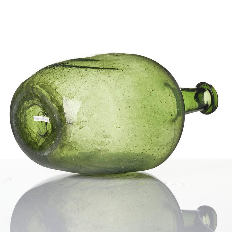 A Swedish glass bottle, 18th / early 19th century.