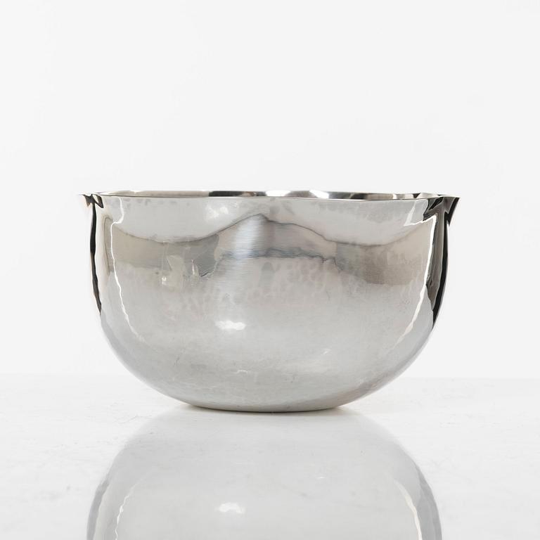 Bengt Liljedahl, A Swedish sterling silver bowl, Stockholm 1968.