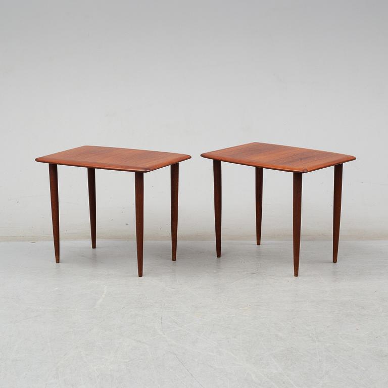 A PAIR OF COFFEE TABLES, Alberts, Tibro 1965.