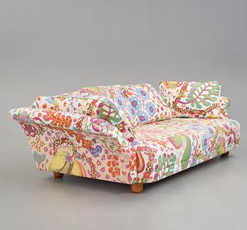 Josef Frank, "Liljevalchssoffan", Firma Svenskt Tenn, 2010.