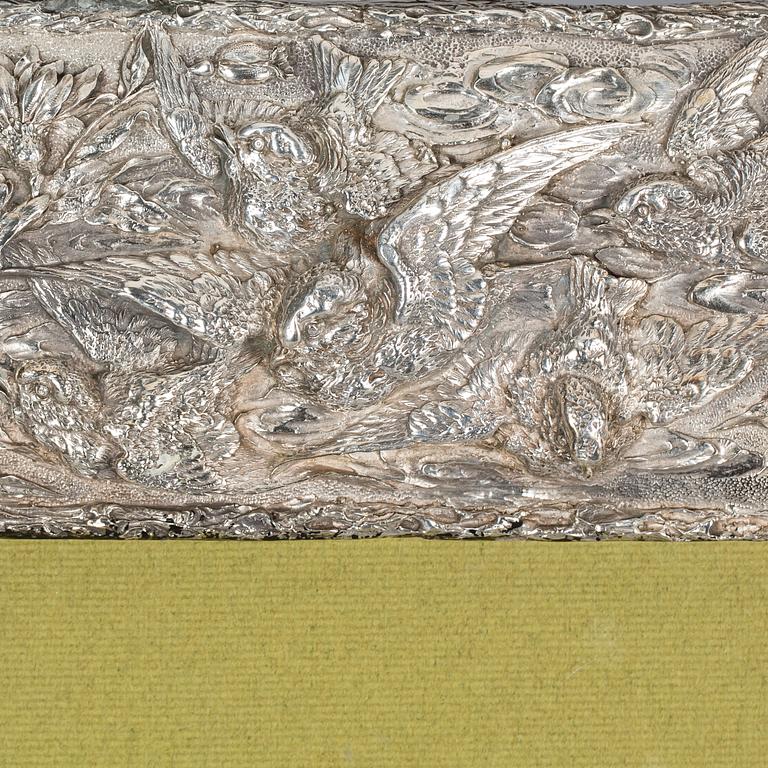 RAM, jugendstil. Silver 958/1000. Engelska stämplar, modern tillverkning.