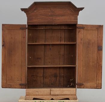 SKÅP, allmoge, tidigt 1800-tal.