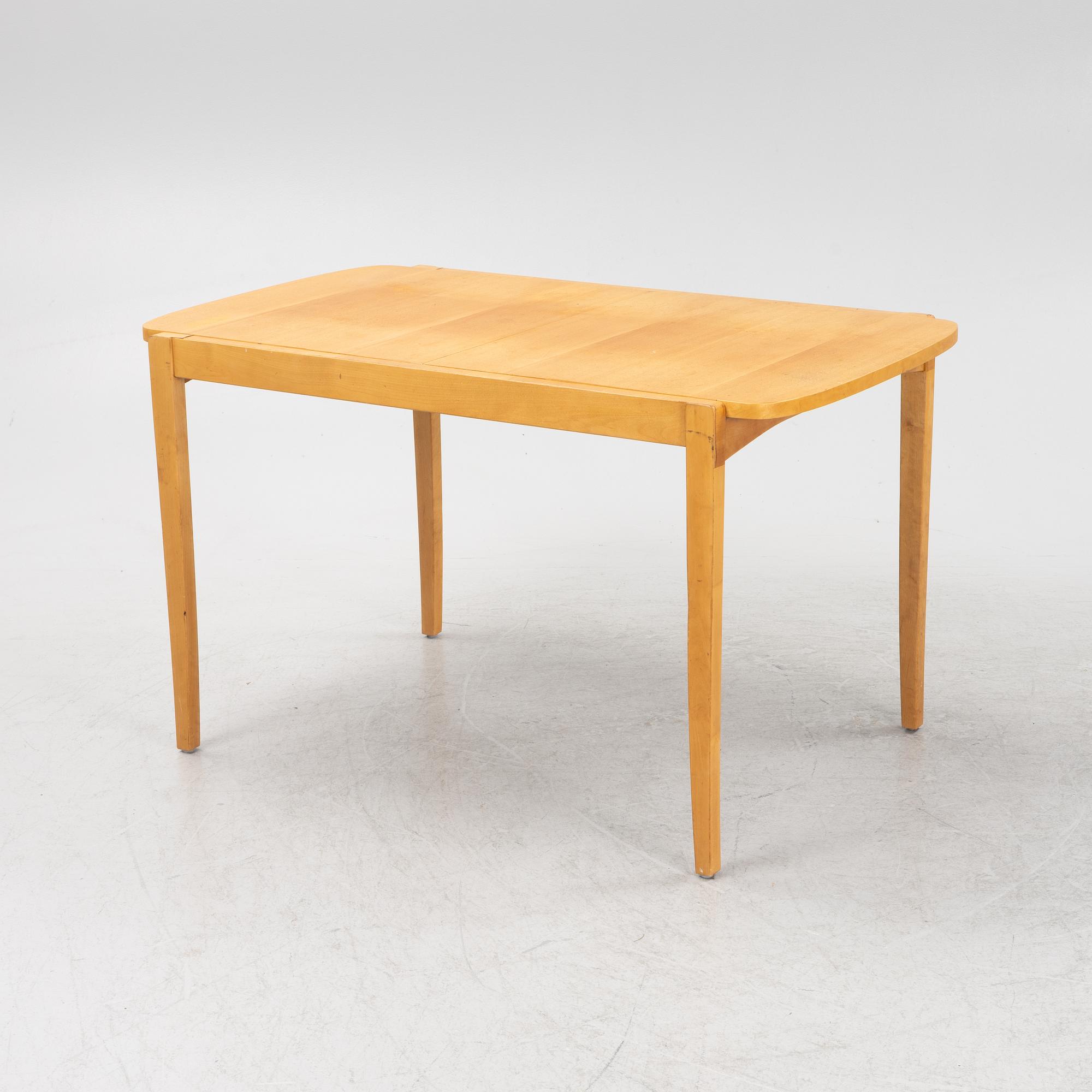Elias Svedberg, a 'Triva' dining table, Nordiska Kompaniet, 1940.