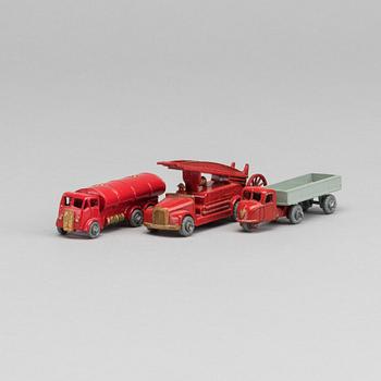 LESNEY MATCHBOX SERIES, 3 cars.
