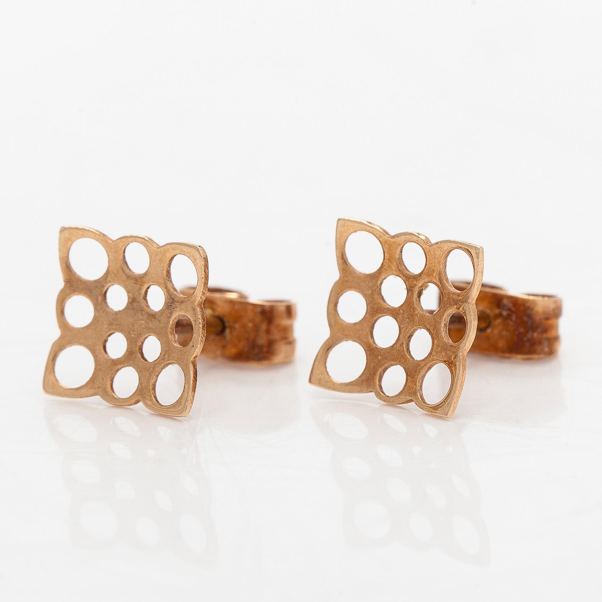 Liisa Vitali, earrings, a pair, 'Lace. in 14K gold.