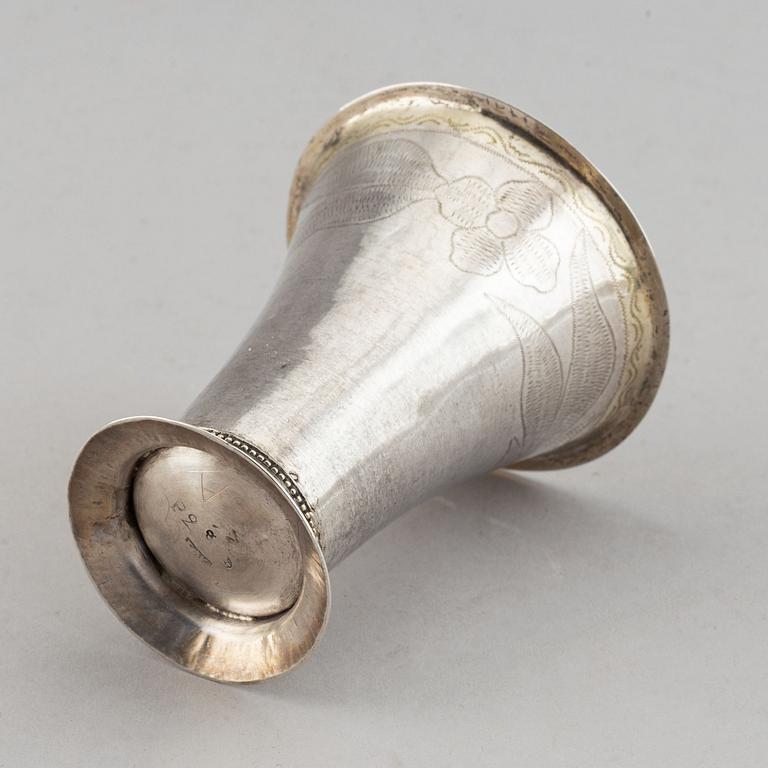 A swedish silver beaker. Mark of EA Körsner, Falun 1797.