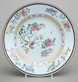 TALLRIKAR, 7 stycken. Porslin. Chien-Lung, Kina, 1736-1795.