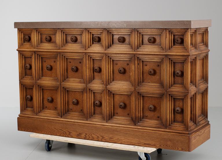 OSCAR NILSSON, tillskrivet, sideboard, 1940-tal.