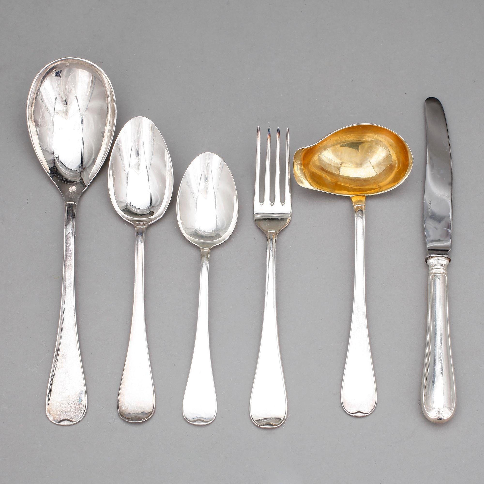 BESTICKSERVIS, 43 delar, silver "Svensk rund",  GAB. Total vikt inkl stålblad ca 1900g.