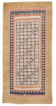 269. Matto, a kilim, an antique Shushtar, the Khuzestan Province, the southwest of Iran, ca 380-385,5 x 184-192 cm.