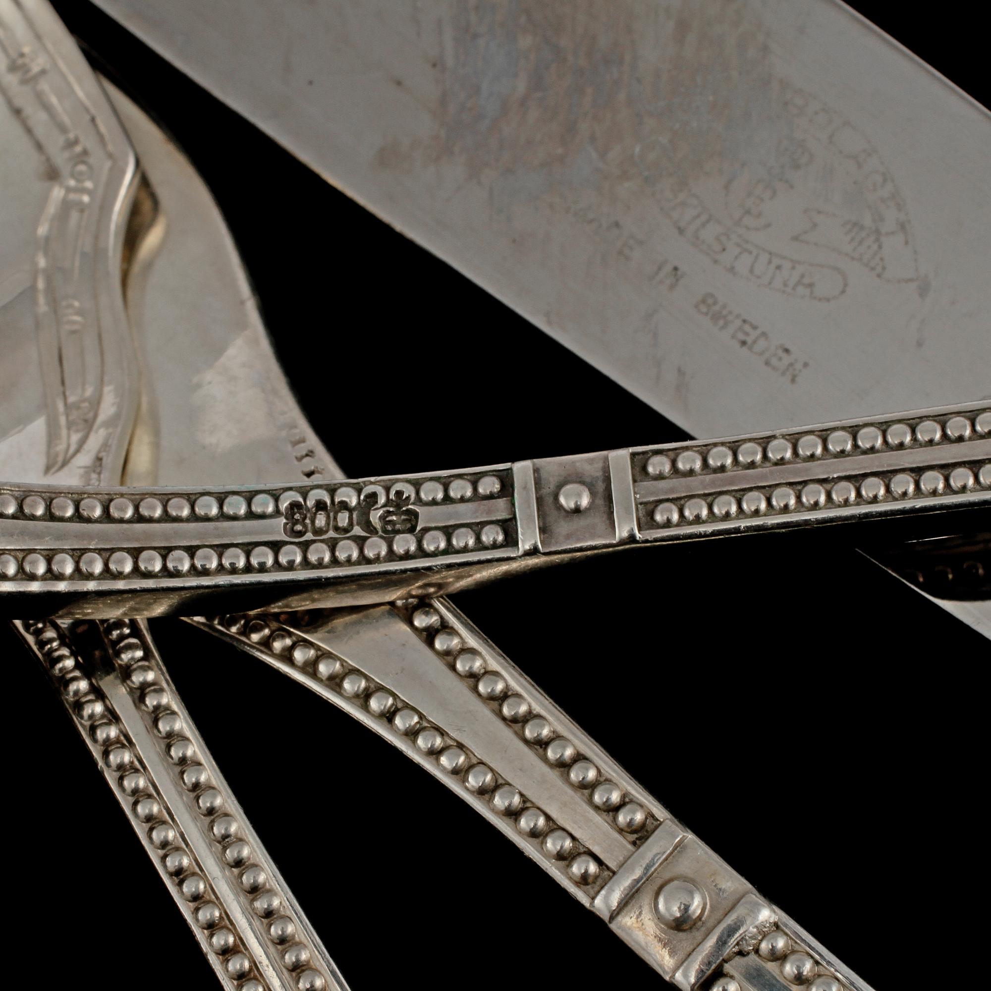 BESTICKSERVIS, 56 st, låghaltigt silver, Tyskland, 1900-tal. Vikt ca 2800 g.
