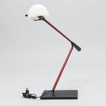PAOLO RIZZATTO & GINO SARFATTI, A model 612/613 desk lamp for Arteluce, Italy 1970's.
