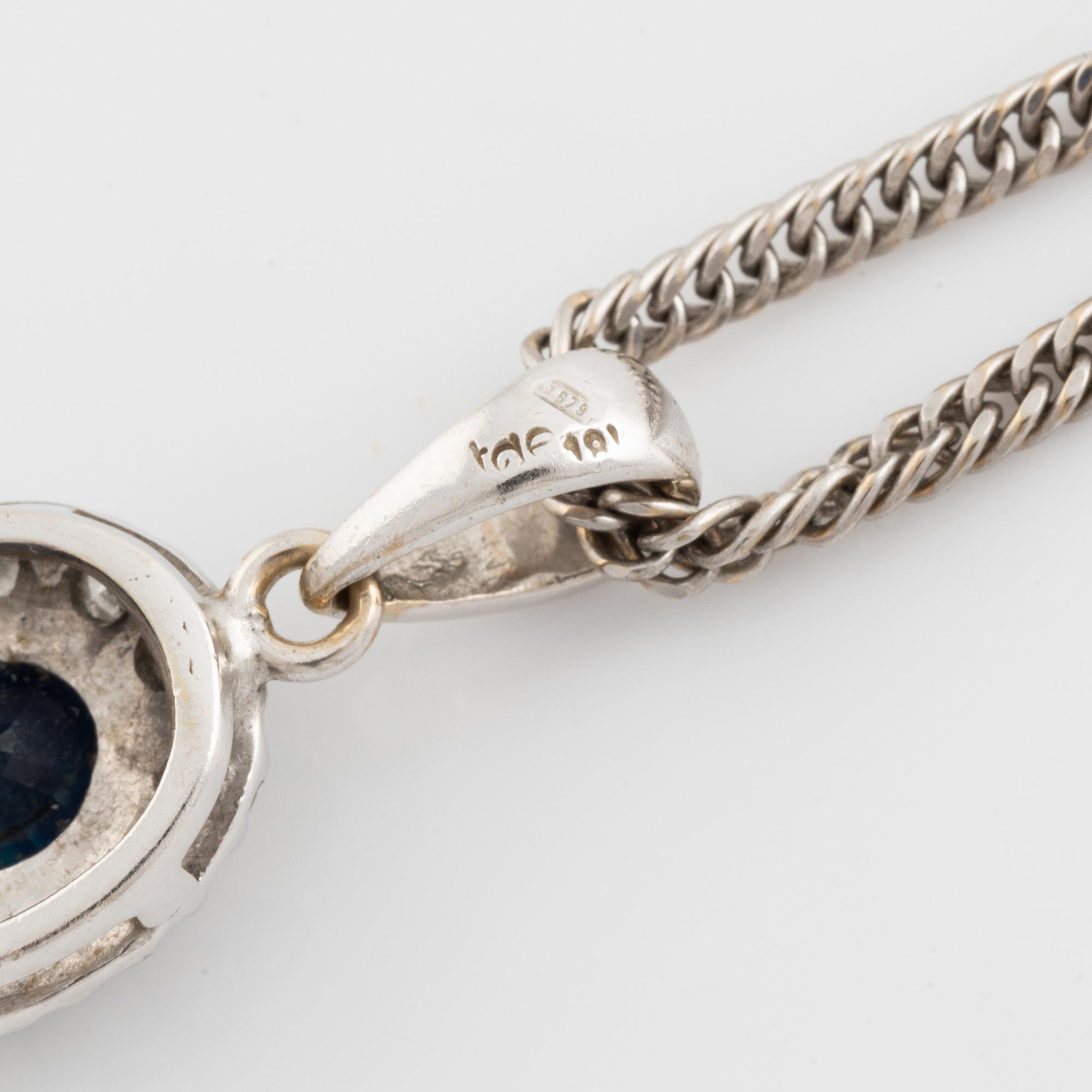 Hänge med safir och briljantslipade diamanter, med kedja.