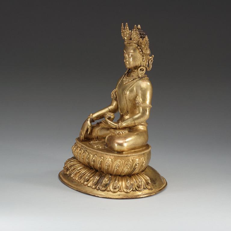 A large seated gilt bronze Amitayus, presumably late Qing dynasty/20th Century.