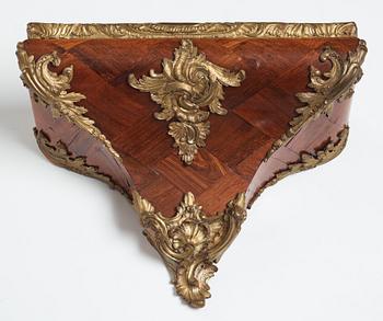 Konsolur, av Petter Ernst (verksam i Stockholm 1753-1784) Rokoko.
