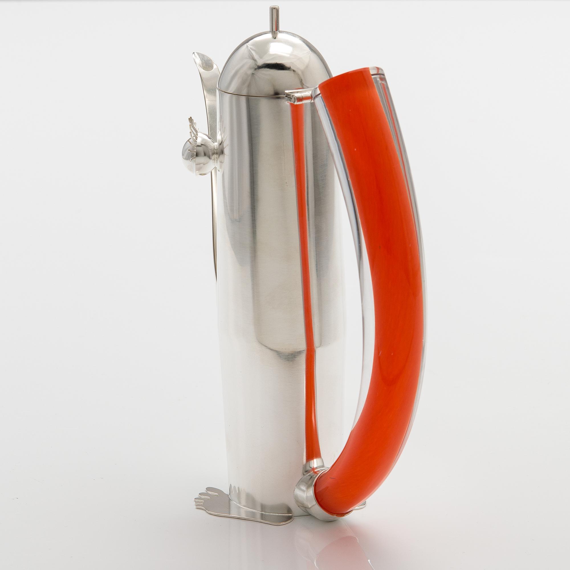 A sterling silver decanter "Barefooted" with a glass handle. Ru Runeberg 2007/2020.