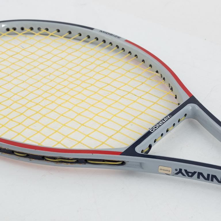 Två stycken tennisracketar, Donnay. Båda signerade av Björn Borg. Donnay Graphite.