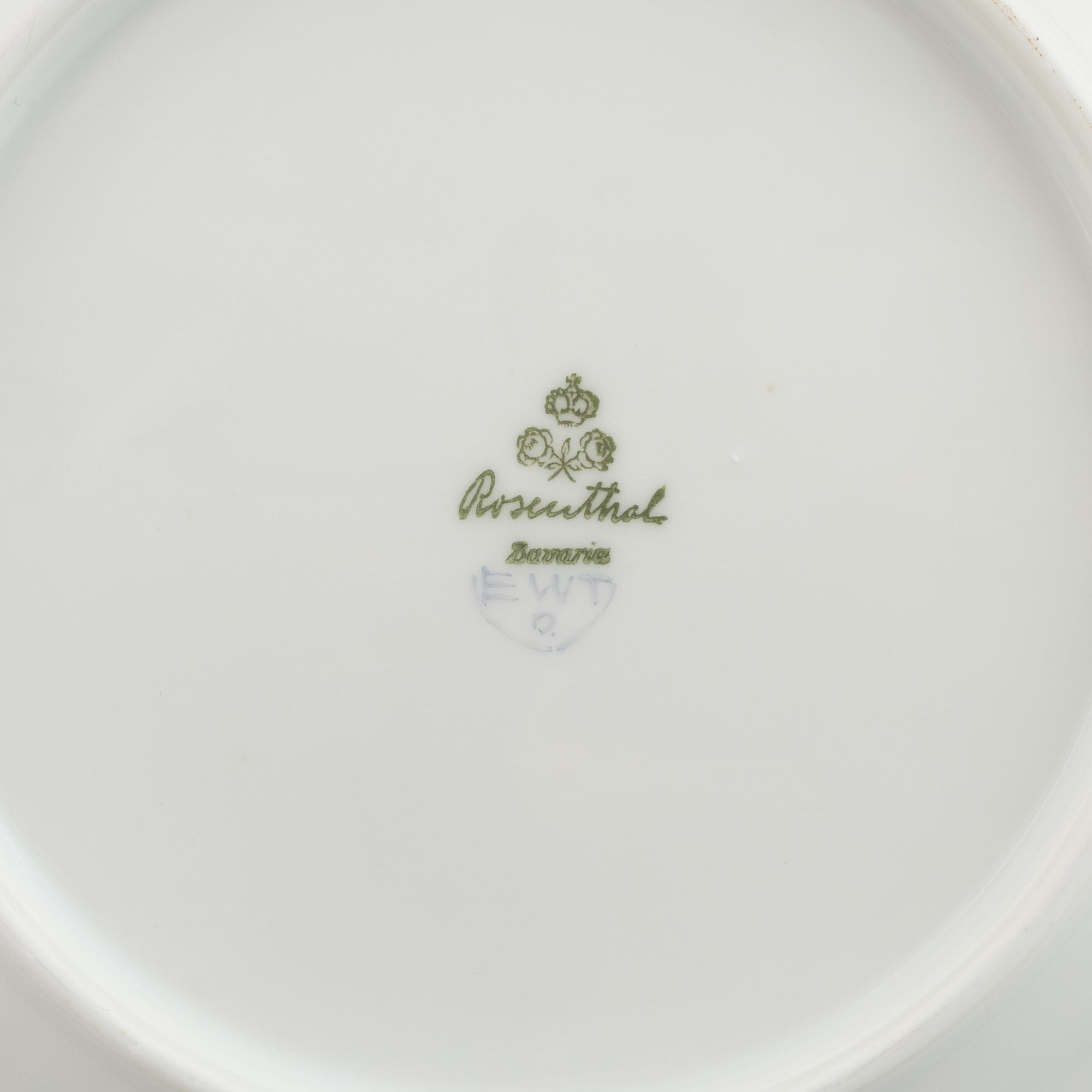 Matservis, 100 delar, Rosenthal, med monogram.