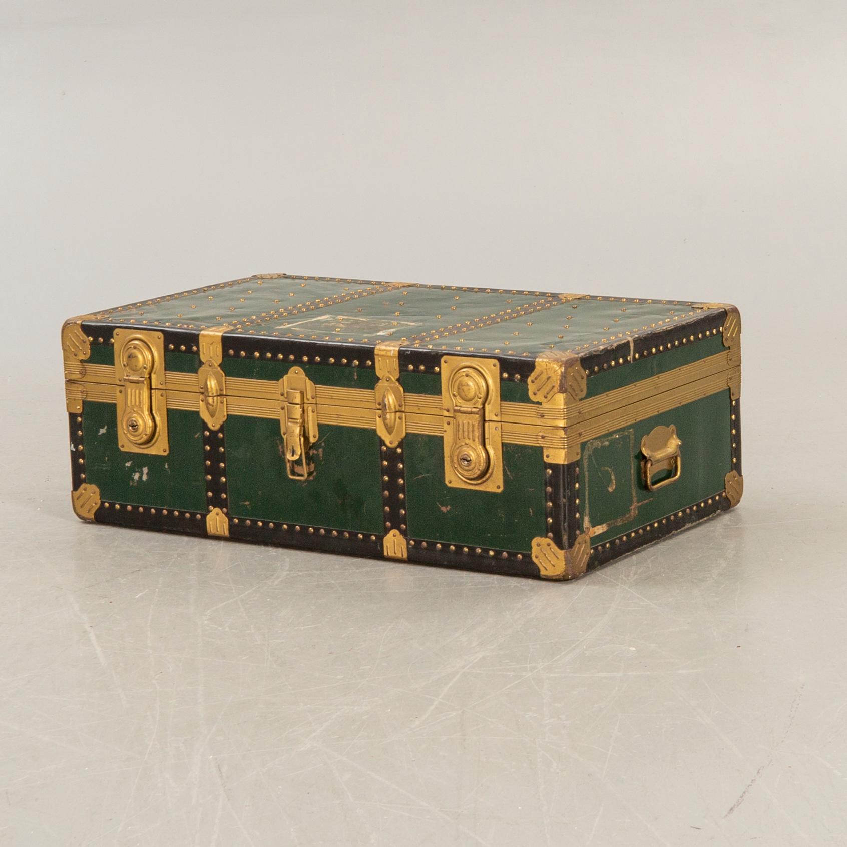 A mid 1900s Italian trunk.