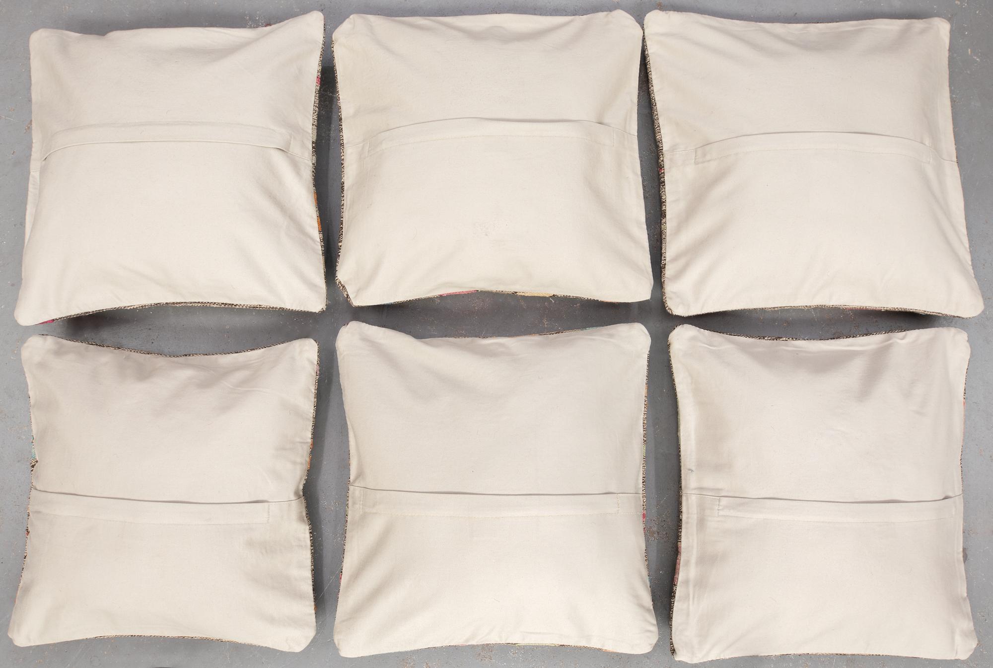 Six kilim cushions, Ca 47 x 47 cm.