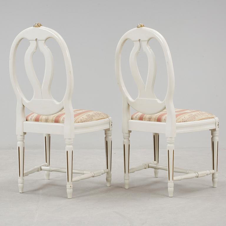 STOLAR, ett par, gustaviansk stil, 1940/50-tal.