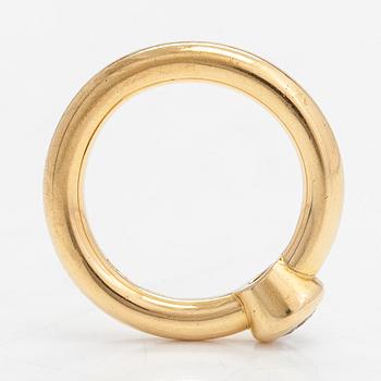 Torbjörn Tillander, ring, 18K guld med en briljantslipad diamant ca 0.25 ct. Helsingfors 1998.