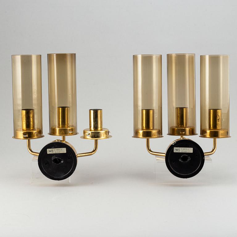 Hans-Agne Jakobsson, vägglampor, ett par, "Sonata" Markaryd 1900-talets senare del.