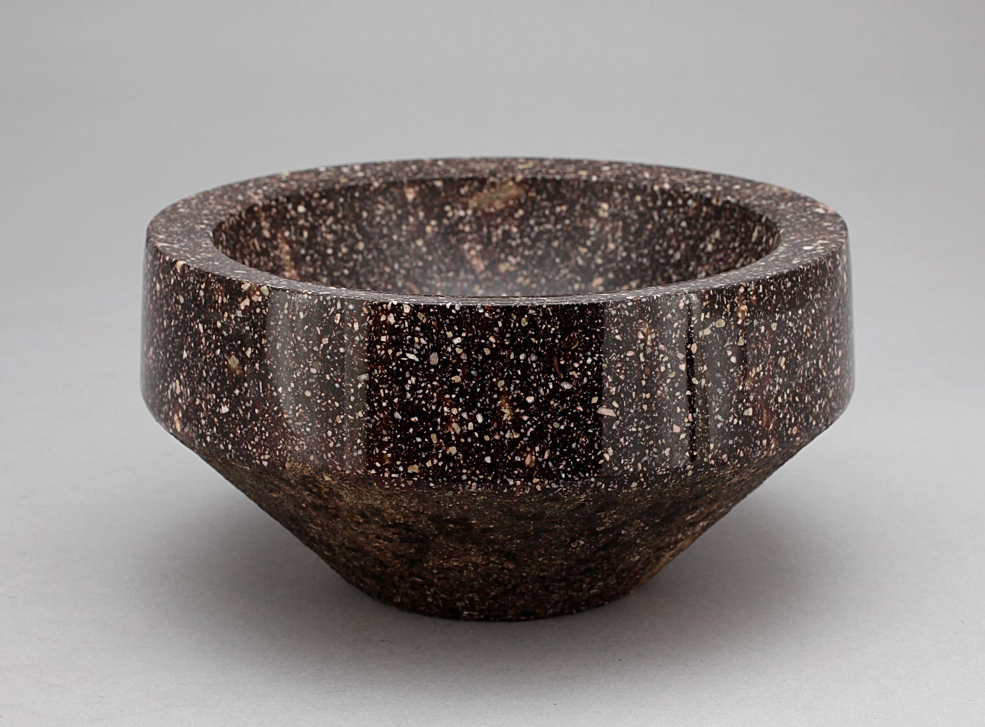 MORTEL, porfyr, 1800-tal.