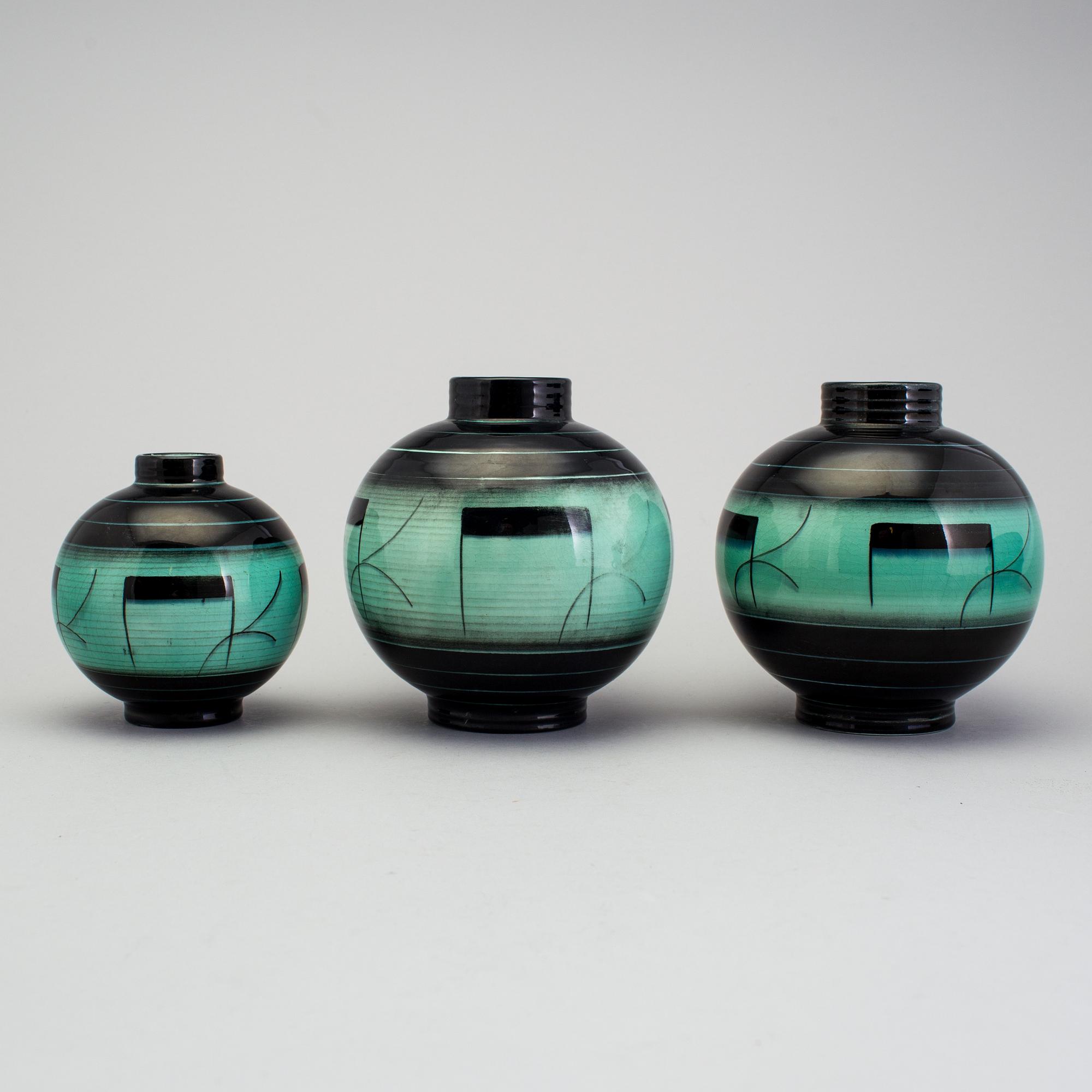 2 vases of the "V series", Ilse Claesson, Rörstrand 1930´s.