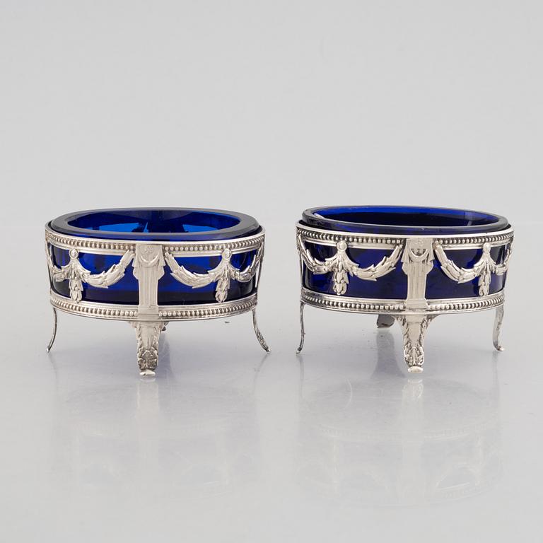 Saltkar, ett par, silver, Stockholm, 1787, Sengustavianska.