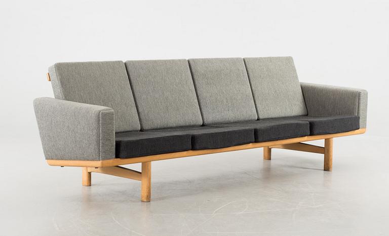 A HANS J WEGNER SOFA FOR GETAMA.