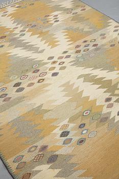 Barbro Nilsson, a carpet, "Tånga ljus", flat weave, ca 253,5 x 185,5-187,5 cm, signed AB MMF BN.