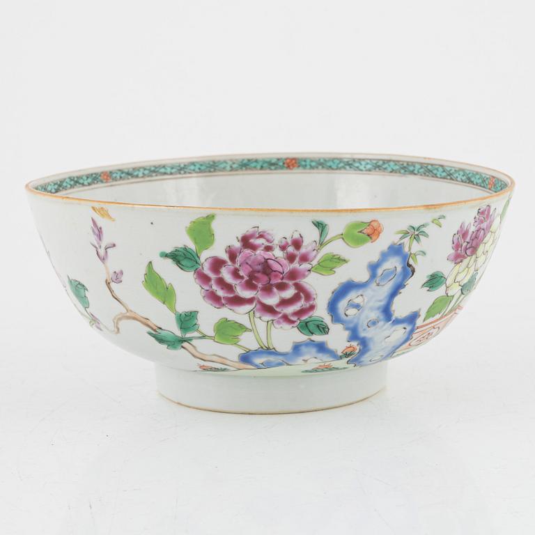 A Famille Rose cup, bowl and tea caddy, China, Qianlong (1736-95).