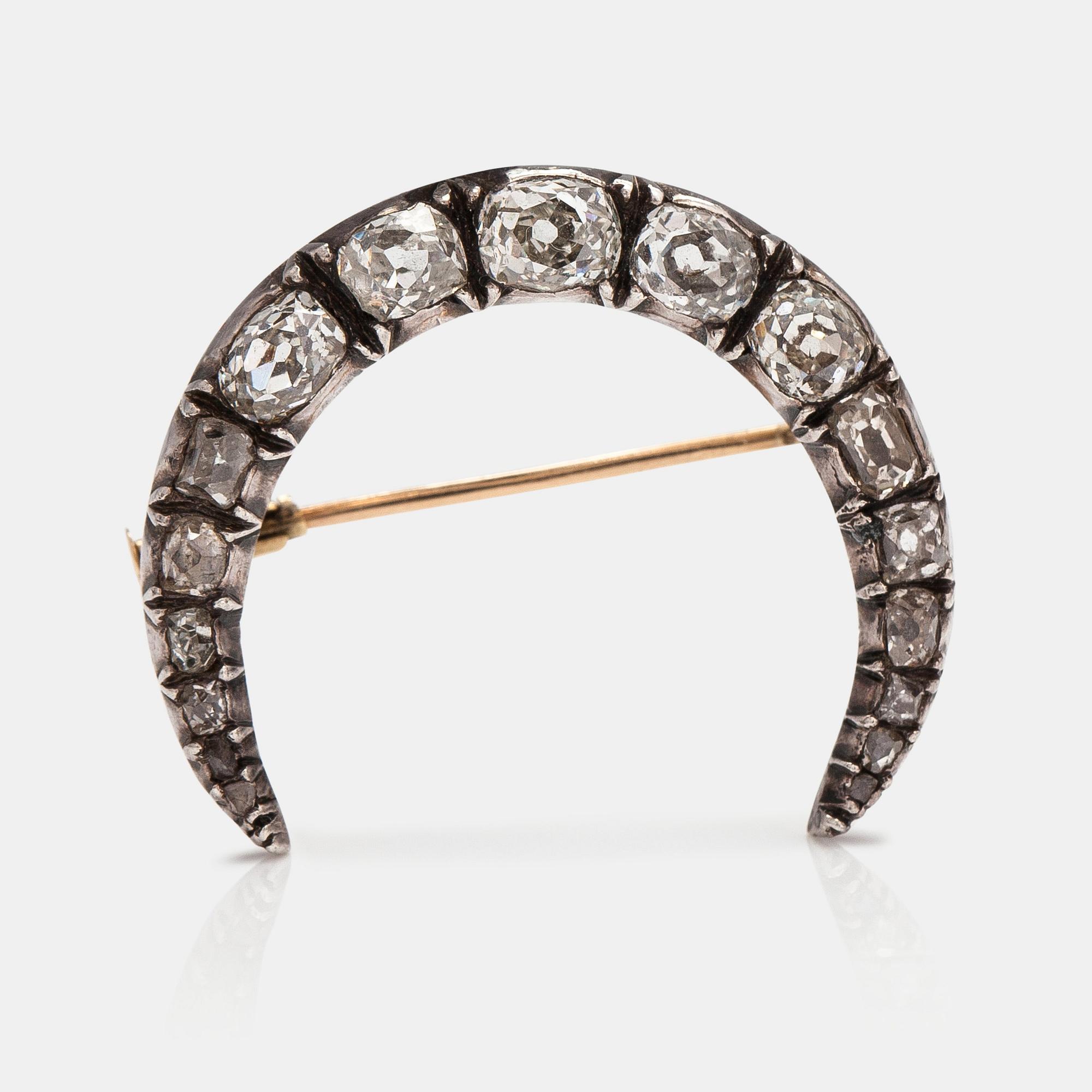 Brosch, 14K guld och silver, gammalslipade diamanter ca 1.24 ct tot. Sent 1800-tal.