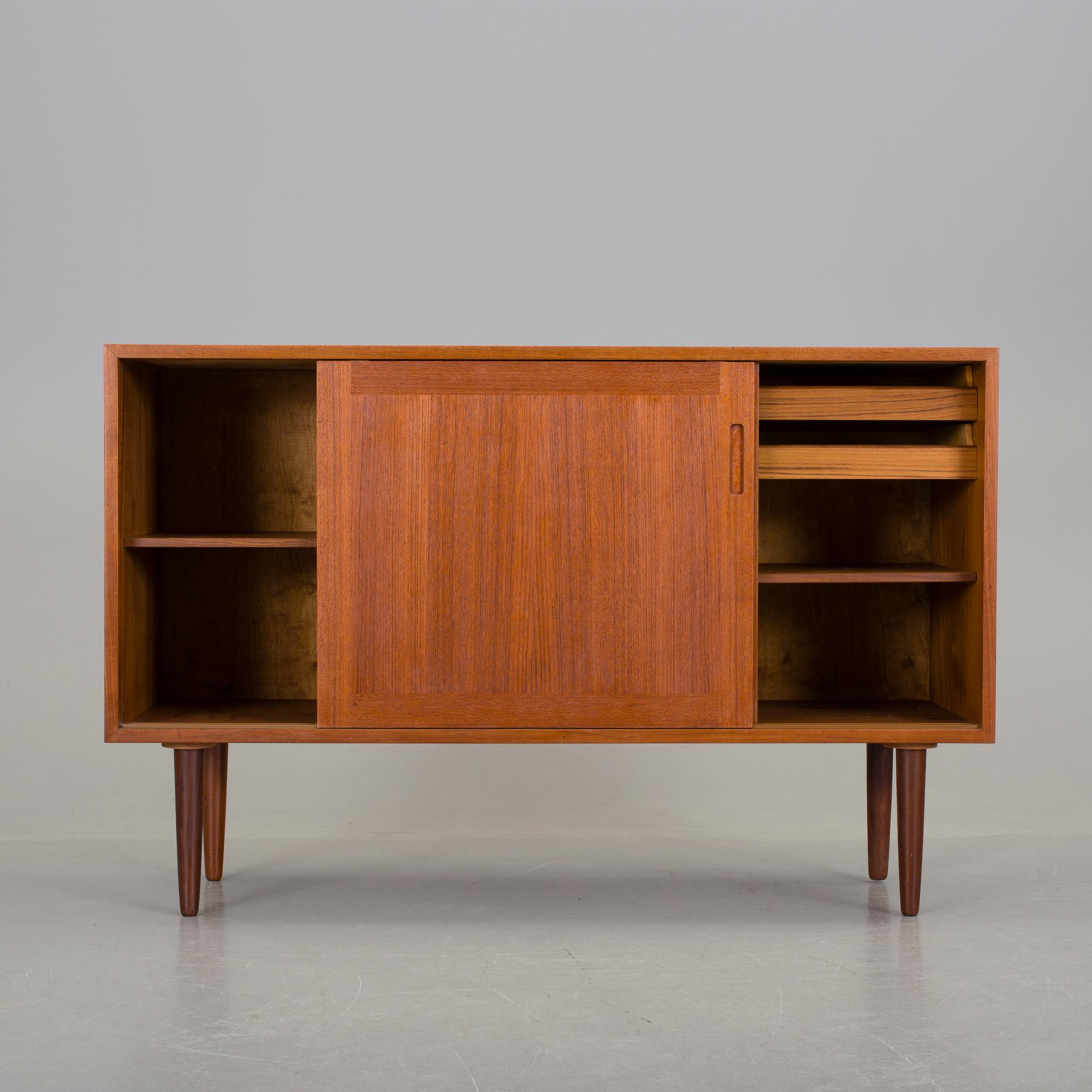 SIDEBOARD, 1900-talets andra hälft.