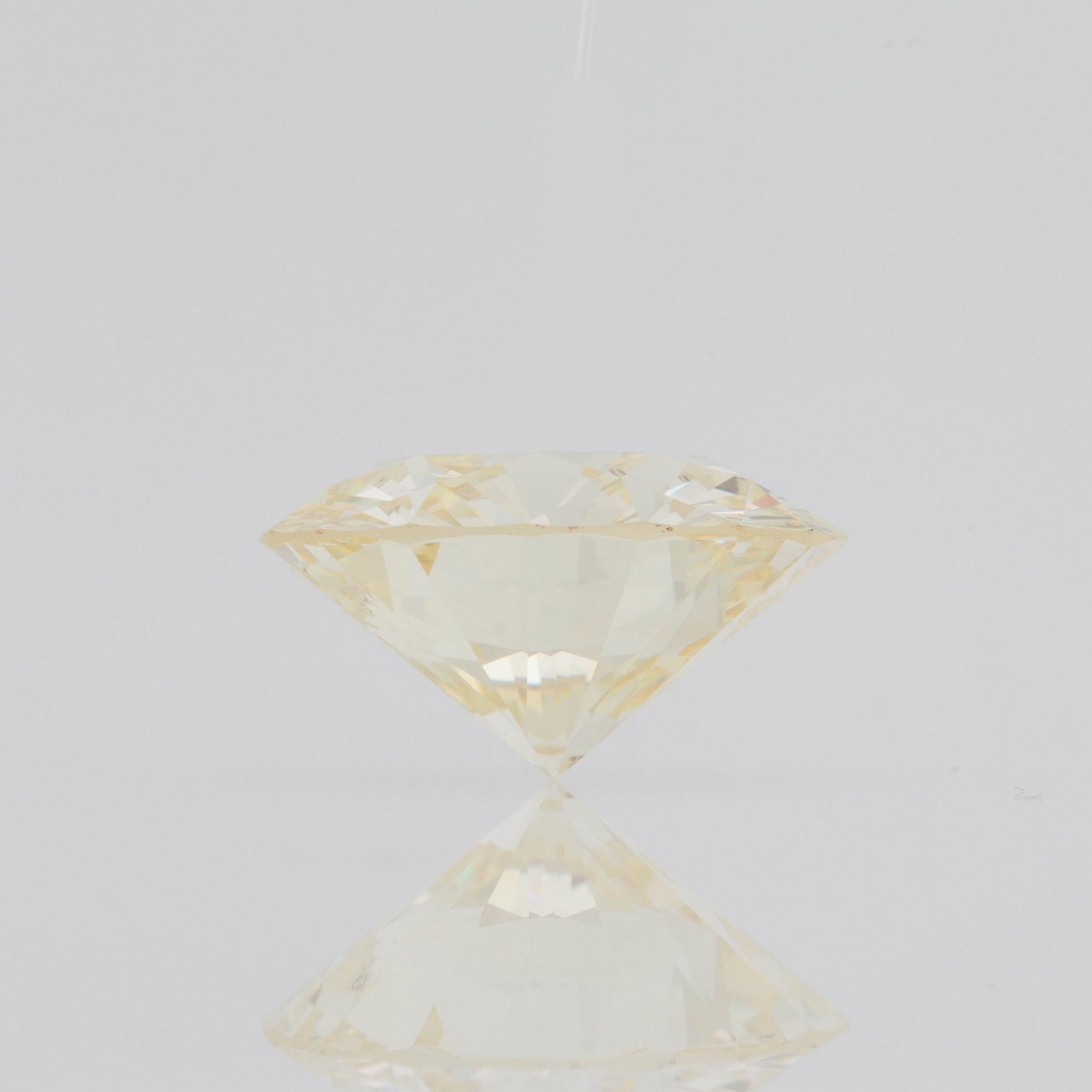 BRILJANTSLIPAD DIAMANT, oinfattad, 22.02 ct, kvalitet N-O/VS1, god slipning. HRD certifikat.