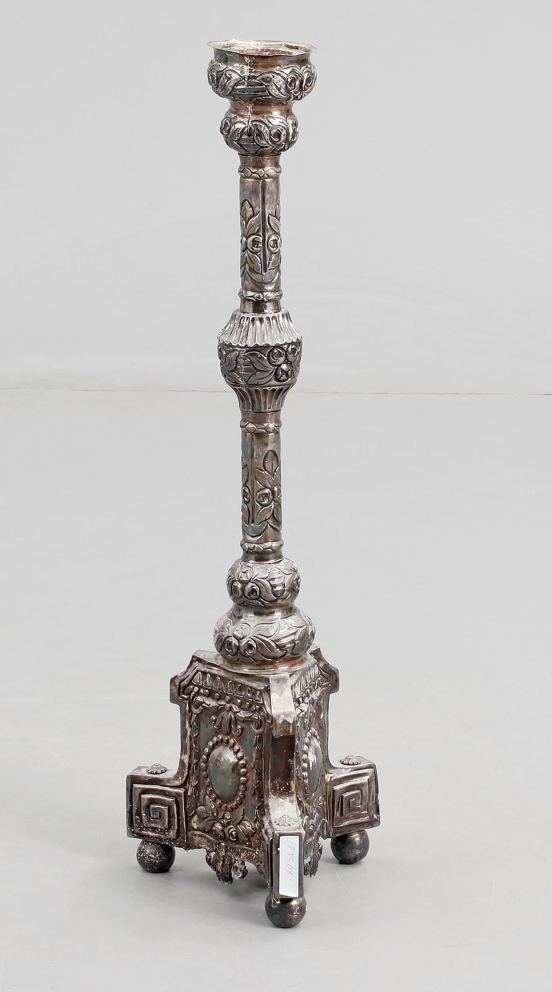 ALTARLJUSSTAKE, silver, barockstil, Tyskland, 1800-tal.