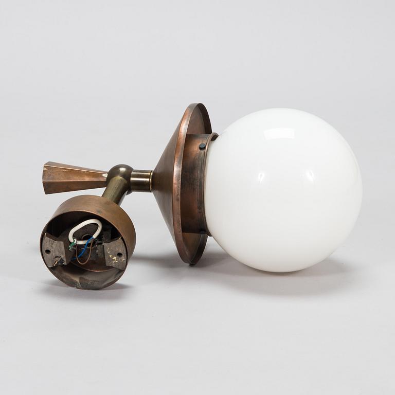 Paavo Tynell, a 1930/1940's wall light / out door light model '7301' for Taito.