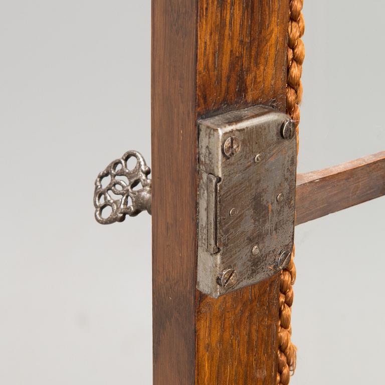 VITRINSKÅP, 1930/-40-tal.